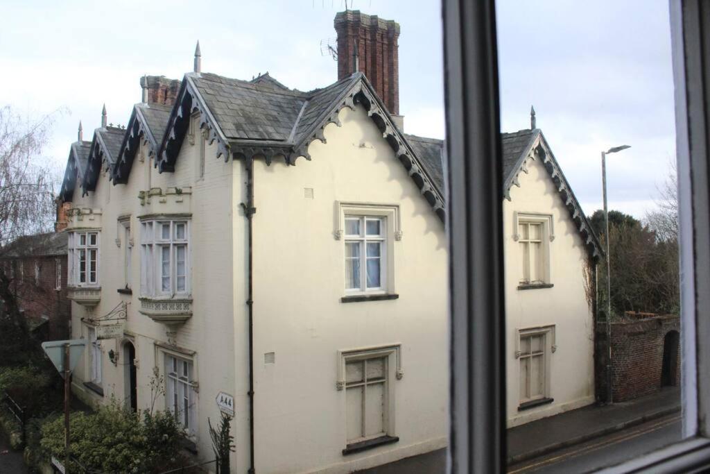 Medieval Roots And Harry Potter Townhouse - Hiking Near Ludlow Leominster Exterior foto
